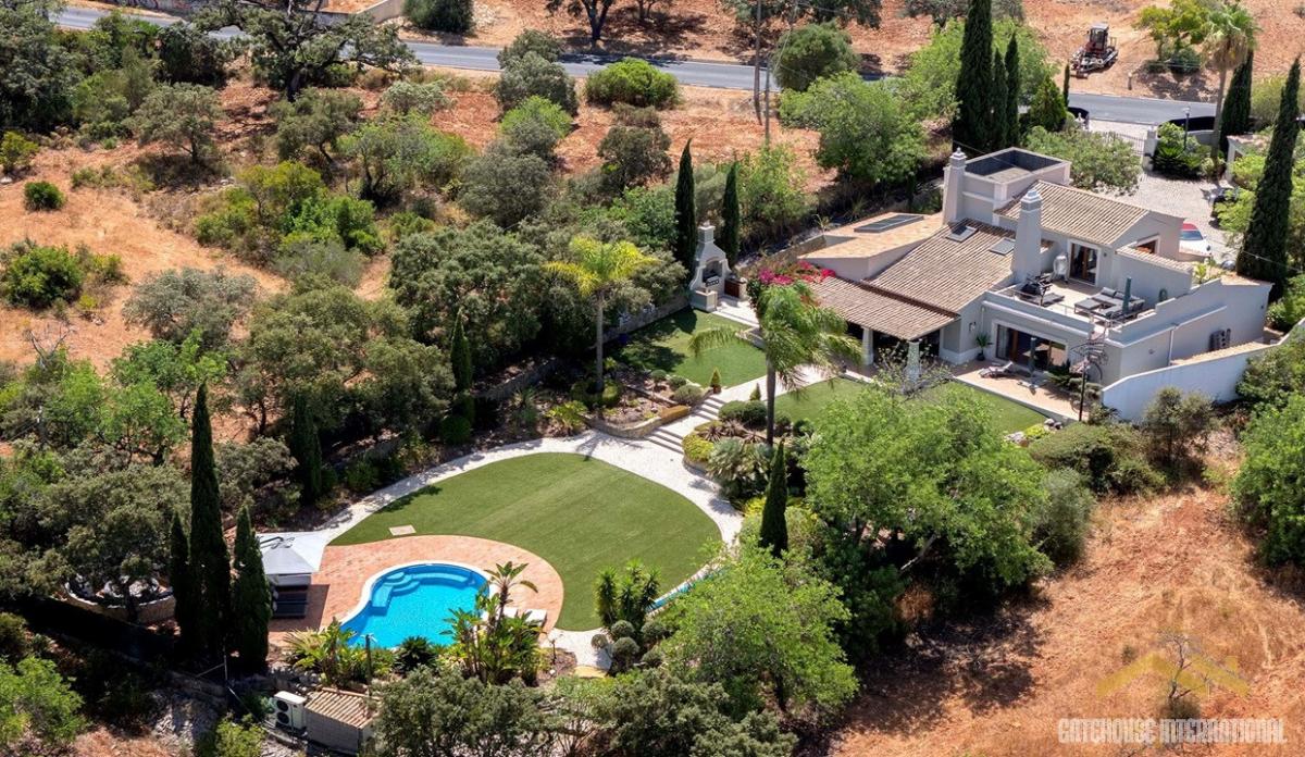 Picture of Home For Sale in Santa Barbara De Nexe, Faro, Portugal