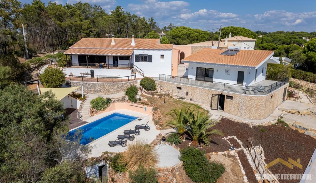 Picture of Villa For Sale in Lagoa, Algarve, Portugal