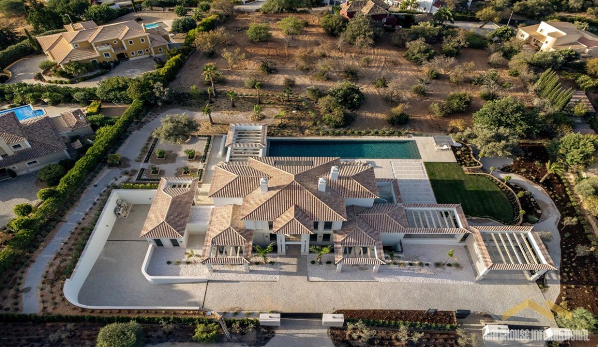 Picture of Villa For Sale in Almancil, Algarve, Portugal
