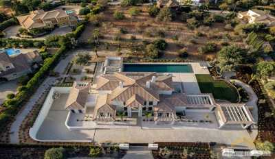 Villa For Sale in Almancil, Portugal