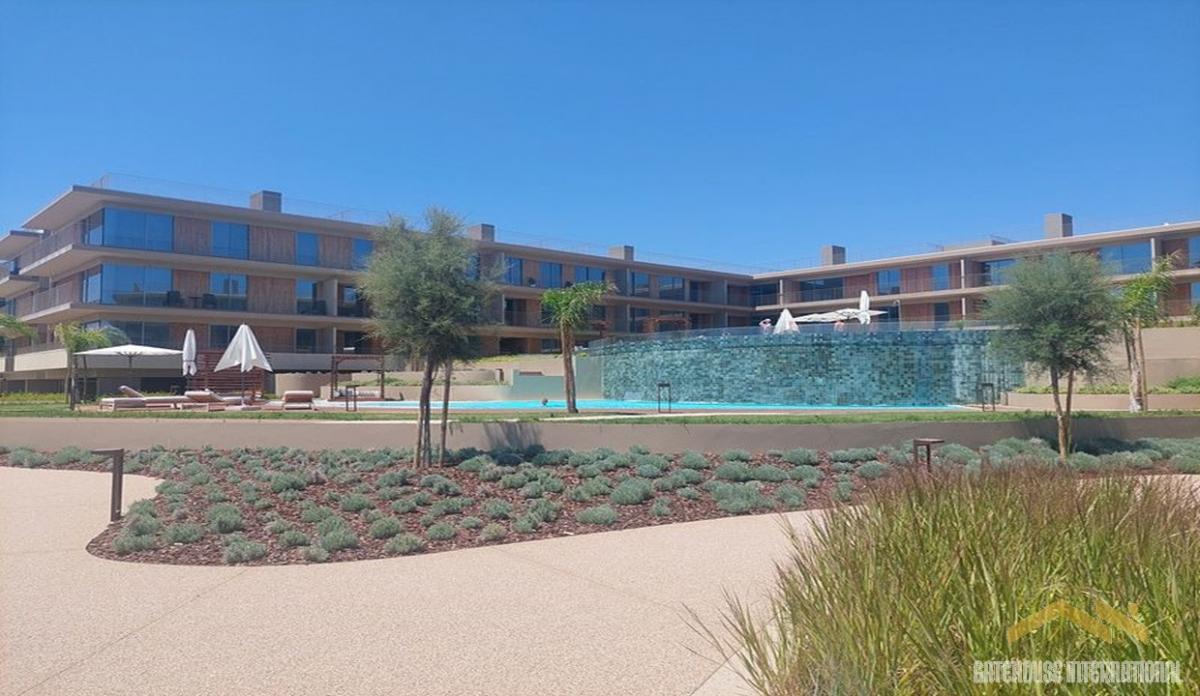 Picture of Apartment For Sale in Quarteira, Algarve, Portugal
