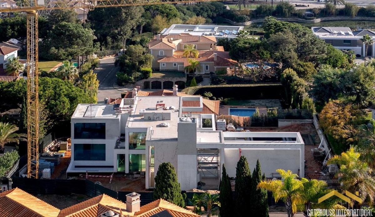 Picture of Villa For Sale in Almancil, Algarve, Portugal