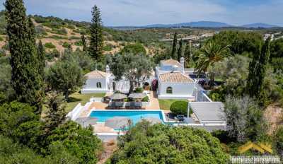 Villa For Sale in Lagos, Portugal