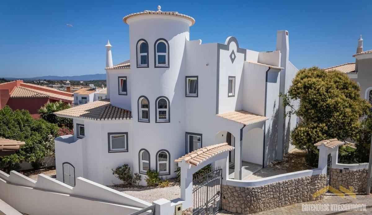 Picture of Villa For Sale in Lagos, Algarve, Portugal