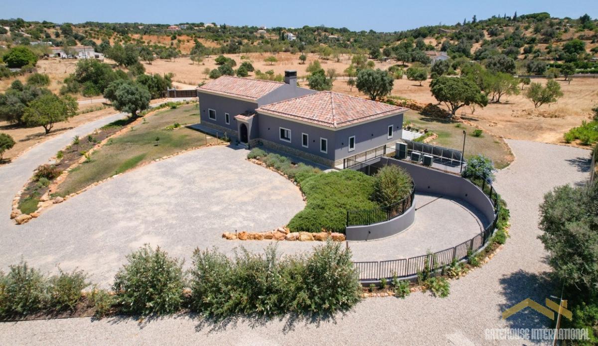 Picture of Villa For Sale in Carvoeiro, Faro, Portugal