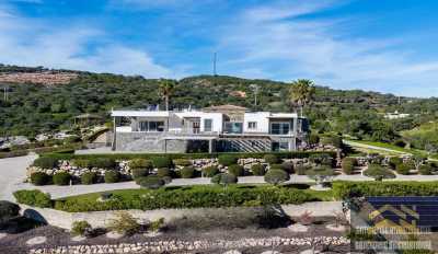 Villa For Sale in Sao Bras de Alportel, Portugal