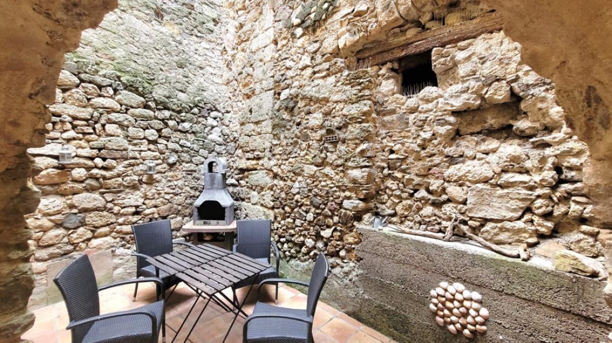 Picture of Home For Sale in Saint Genies De Fontedit, Other, France