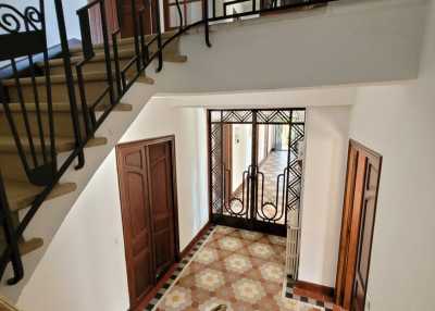 Home For Sale in Roujan, France