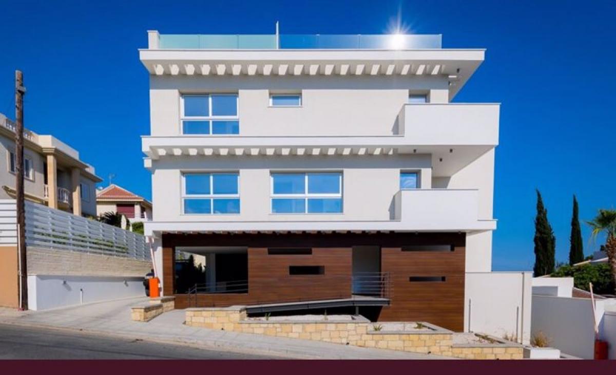 Picture of Apartment For Sale in Germasogeia, Limassol, Cyprus