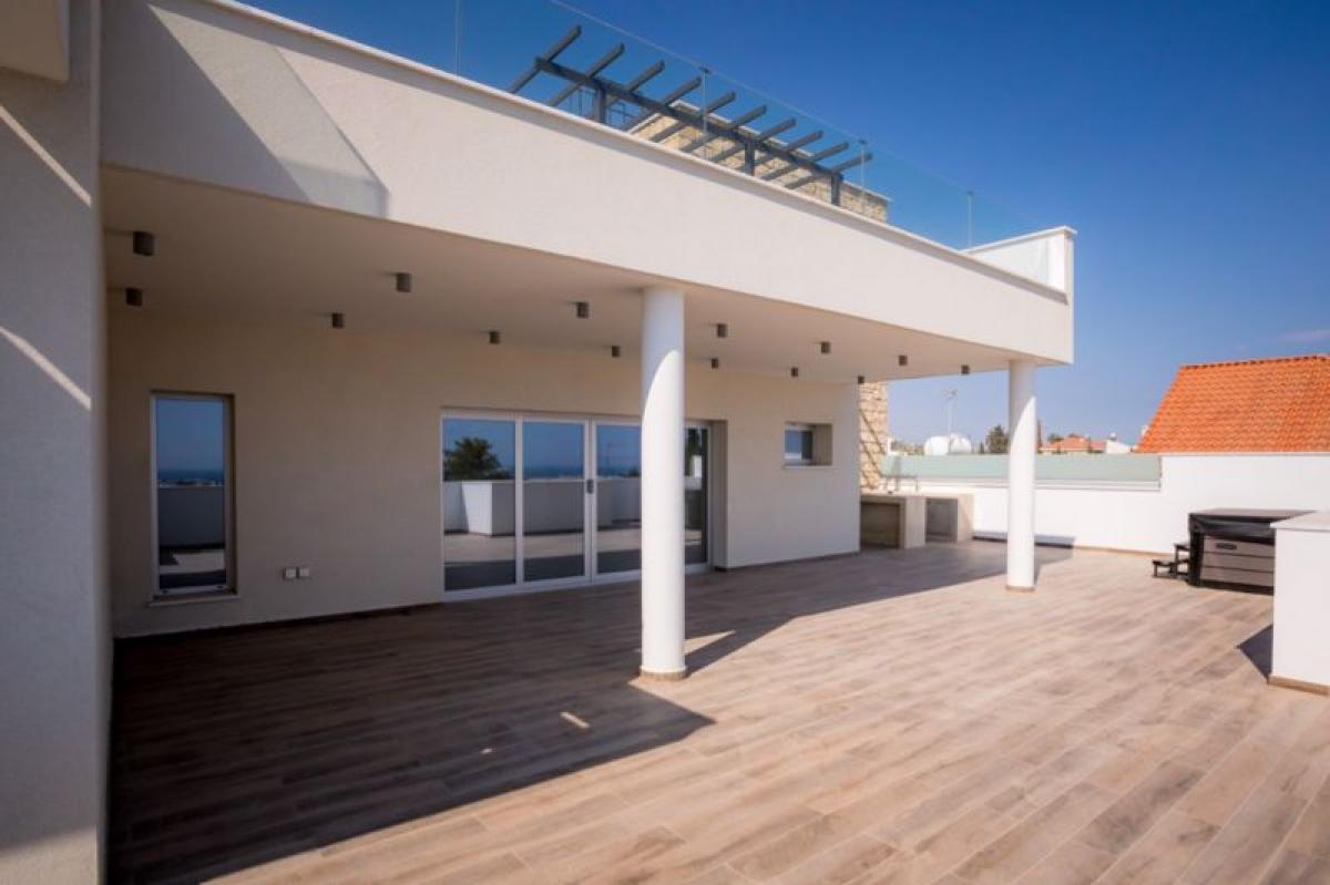 Picture of Apartment For Sale in Germasogeia, Limassol, Cyprus