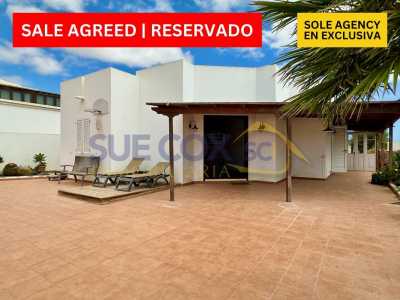 Bungalow For Sale in Tahiche, Spain