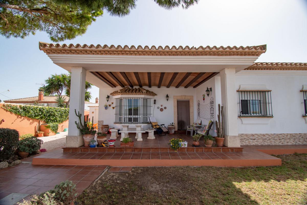 Picture of Villa For Sale in Chiclana, Cadiz, Spain