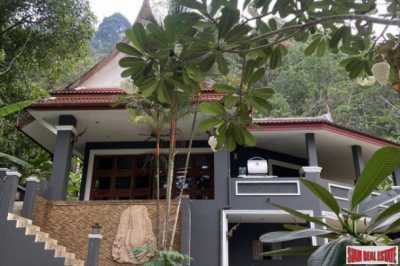 Villa For Sale in Phuket, Thailand