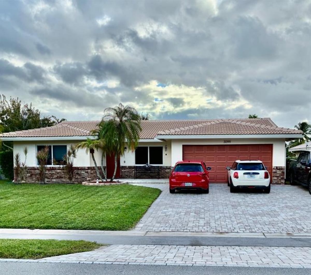 Picture of Home For Sale in Coral Springs, Florida, United States