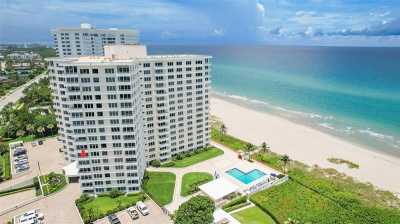 Condo For Sale in Boca Raton, Florida