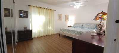 Condo For Sale in Deerfield Beach, Florida