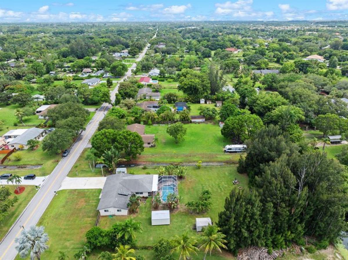 Picture of Home For Sale in Southwest Ranches, Florida, United States