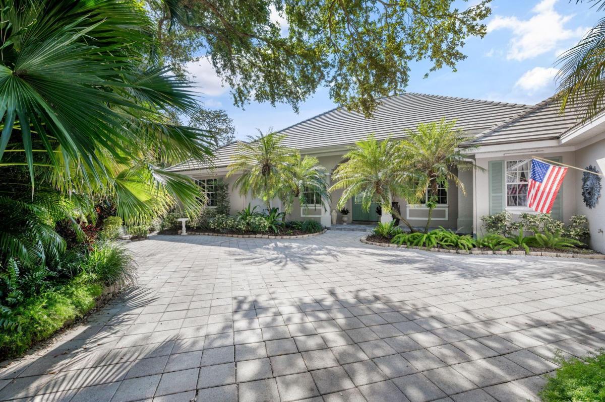 Picture of Home For Sale in Indian River Shores, Florida, United States
