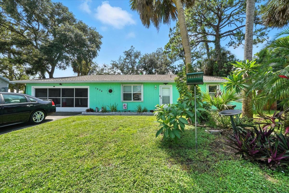 Picture of Home For Sale in Palm Bay, Florida, United States
