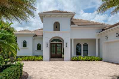 Home For Sale in Indian River Shores, Florida