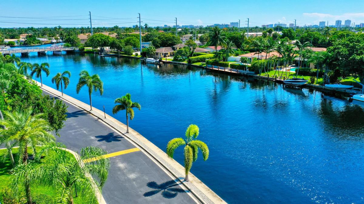 Picture of Condo For Sale in Pompano Beach, Florida, United States