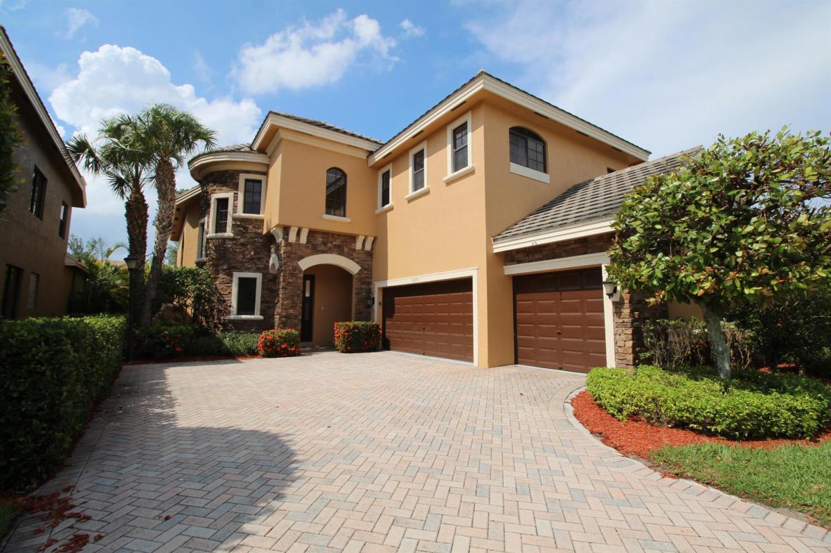 Picture of Home For Sale in Wellington, Florida, United States