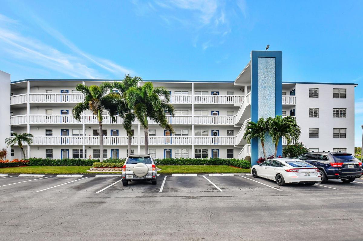 Picture of Condo For Sale in Boca Raton, Florida, United States