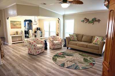 Mobile Home For Sale in Port Saint Lucie, Florida