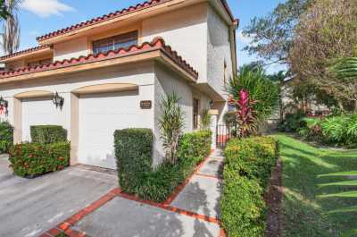 Home For Sale in Boca Raton, Florida