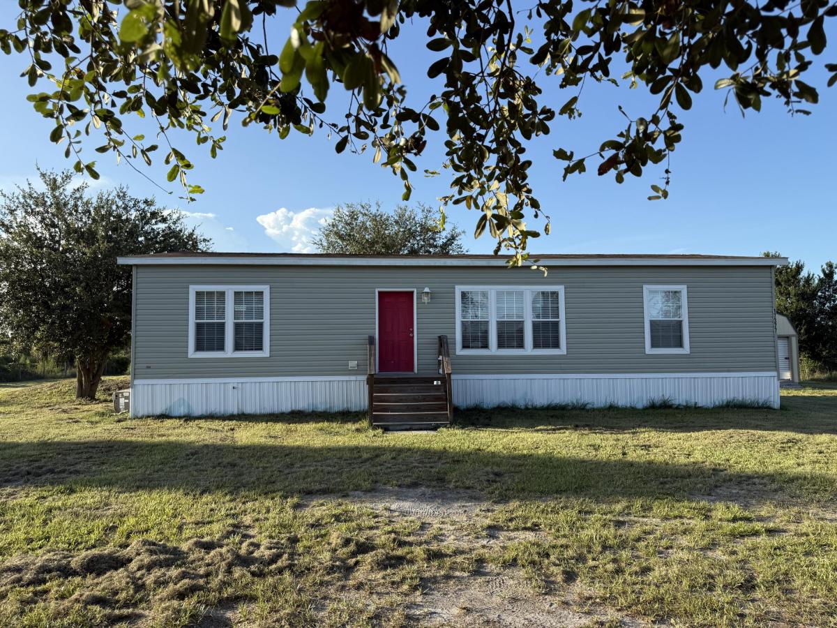 Picture of Home For Sale in Okeechobee, Florida, United States