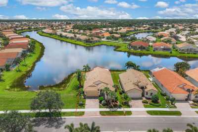 Home For Sale in Port Saint Lucie, Florida
