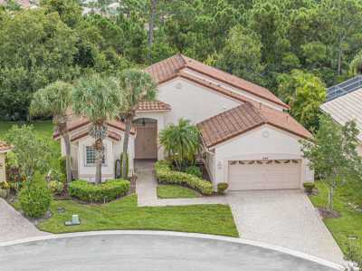 Home For Sale in Port Saint Lucie, Florida