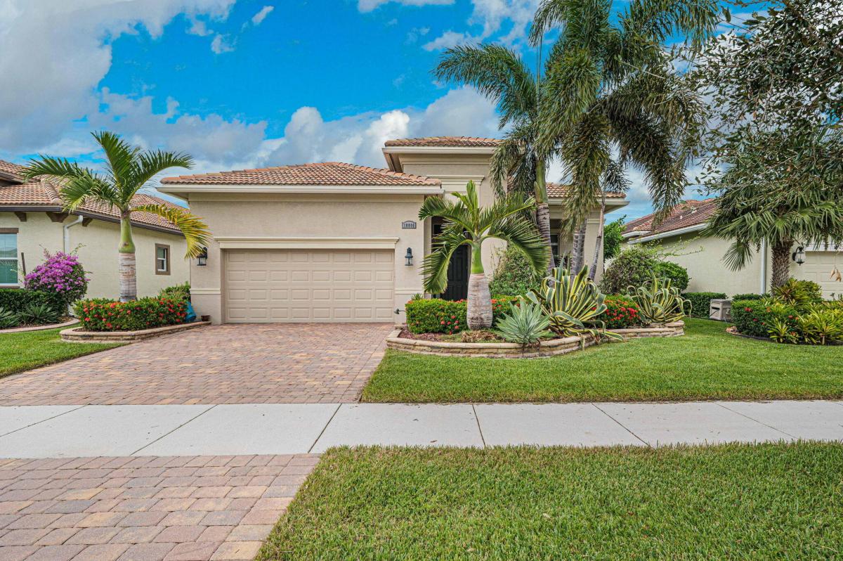 Picture of Home For Sale in Port Saint Lucie, Florida, United States