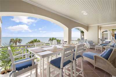 Condo For Sale in Vero Beach, Florida