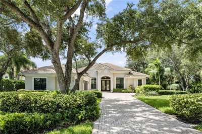 Home For Sale in Vero Beach, Florida