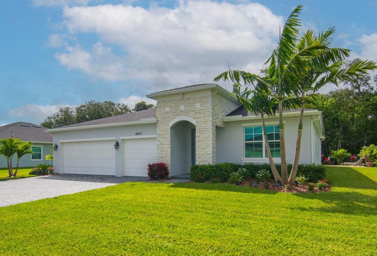 Picture of Home For Sale in Vero Beach, Florida, United States