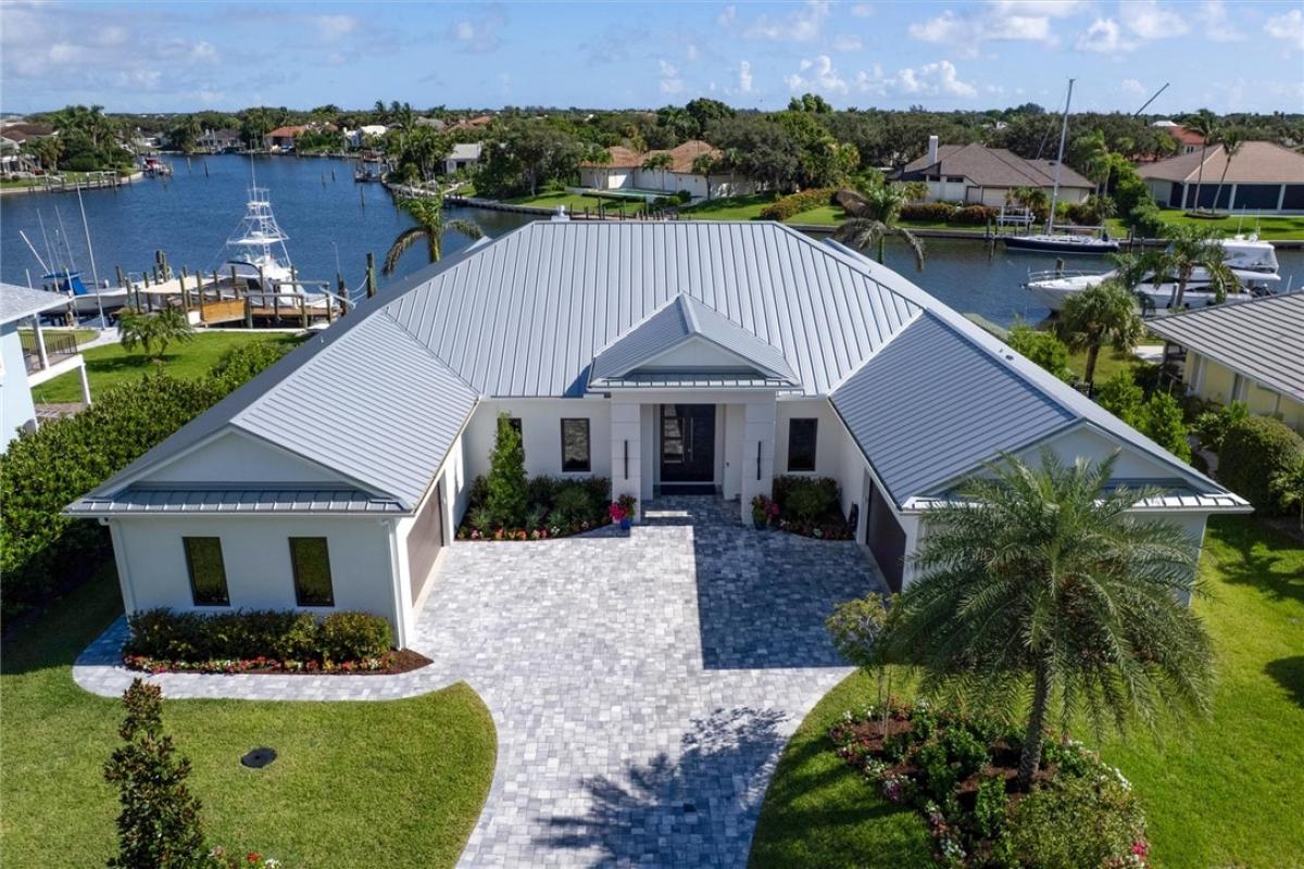 Picture of Home For Sale in Vero Beach, Florida, United States