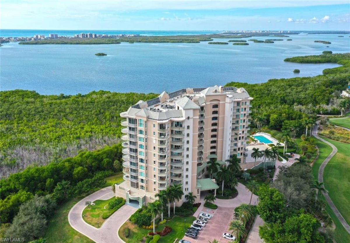 Picture of Condo For Sale in Bonita Springs, Florida, United States