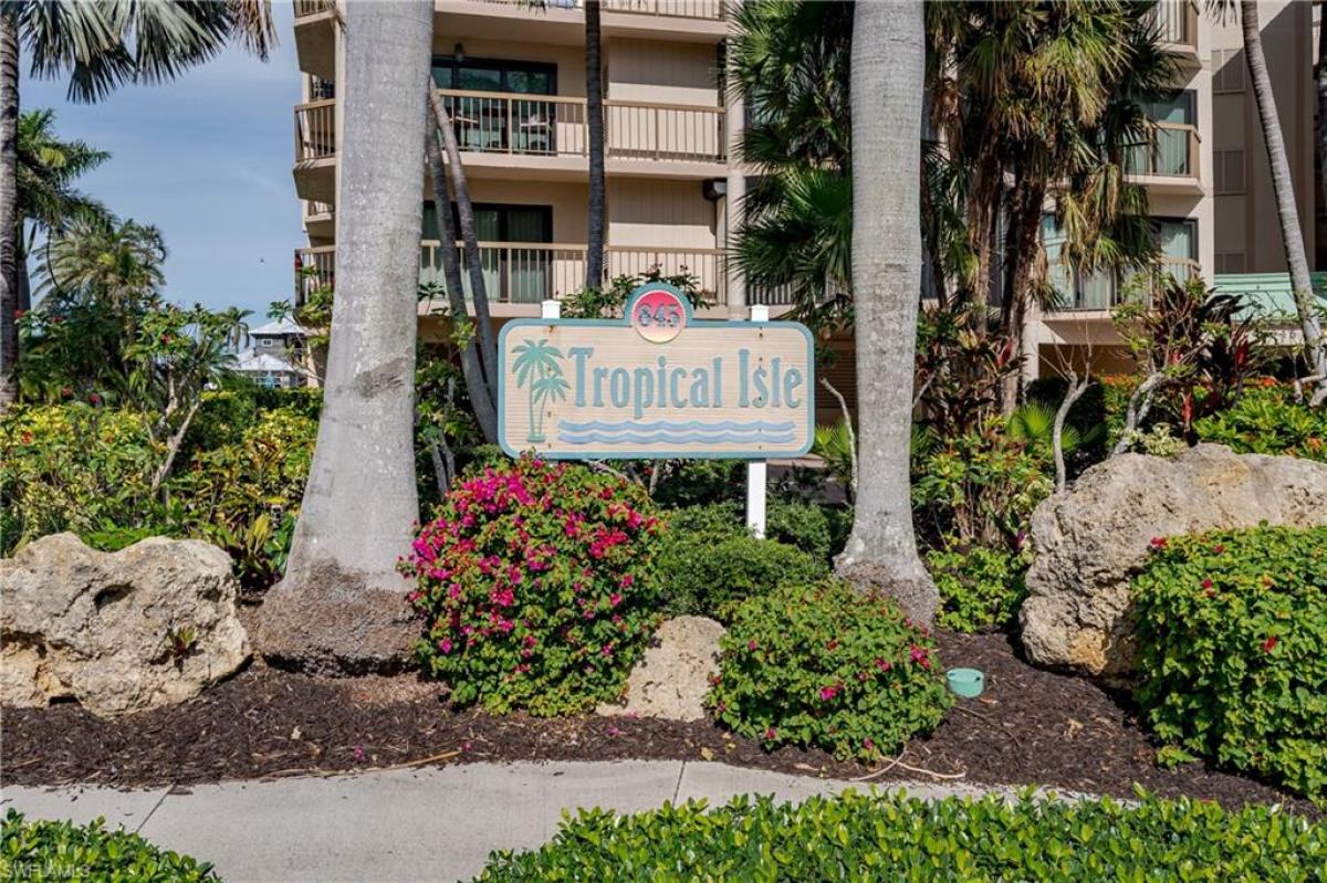 Picture of Condo For Sale in Marco Island, Florida, United States