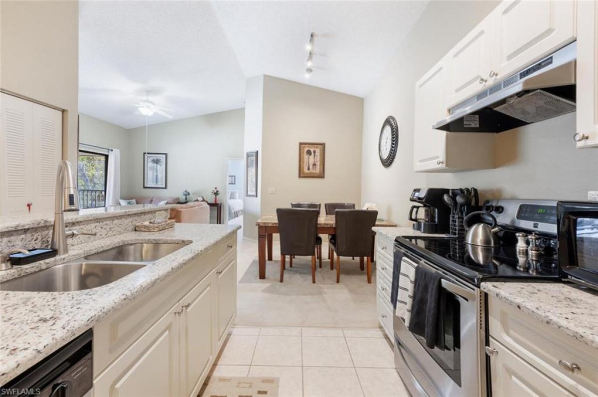 Picture of Condo For Sale in Naples, Florida, United States