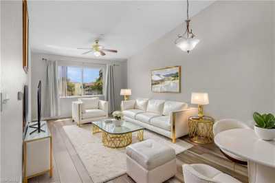 Condo For Sale in Naples, Florida