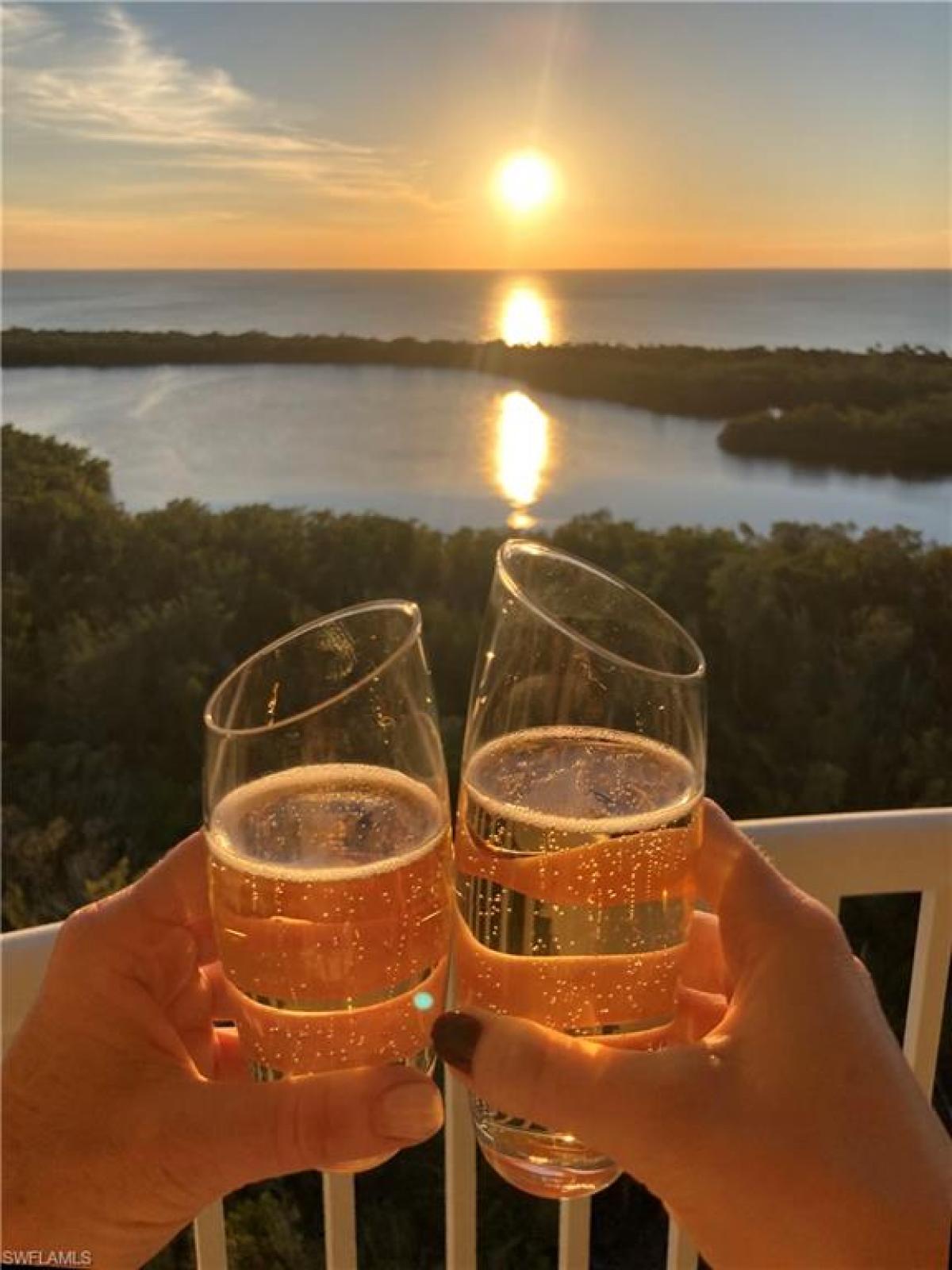 Picture of Home For Sale in Naples, Florida, United States