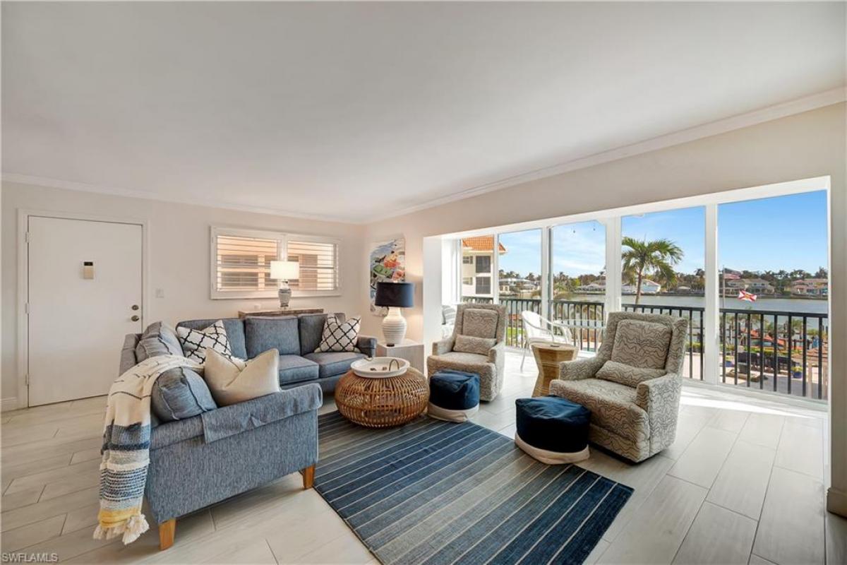 Picture of Condo For Sale in Naples, Florida, United States