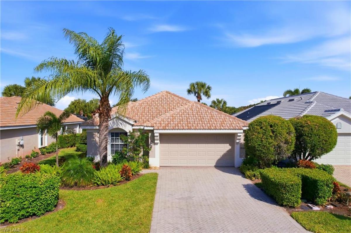 Picture of Home For Sale in Fort Myers, Florida, United States