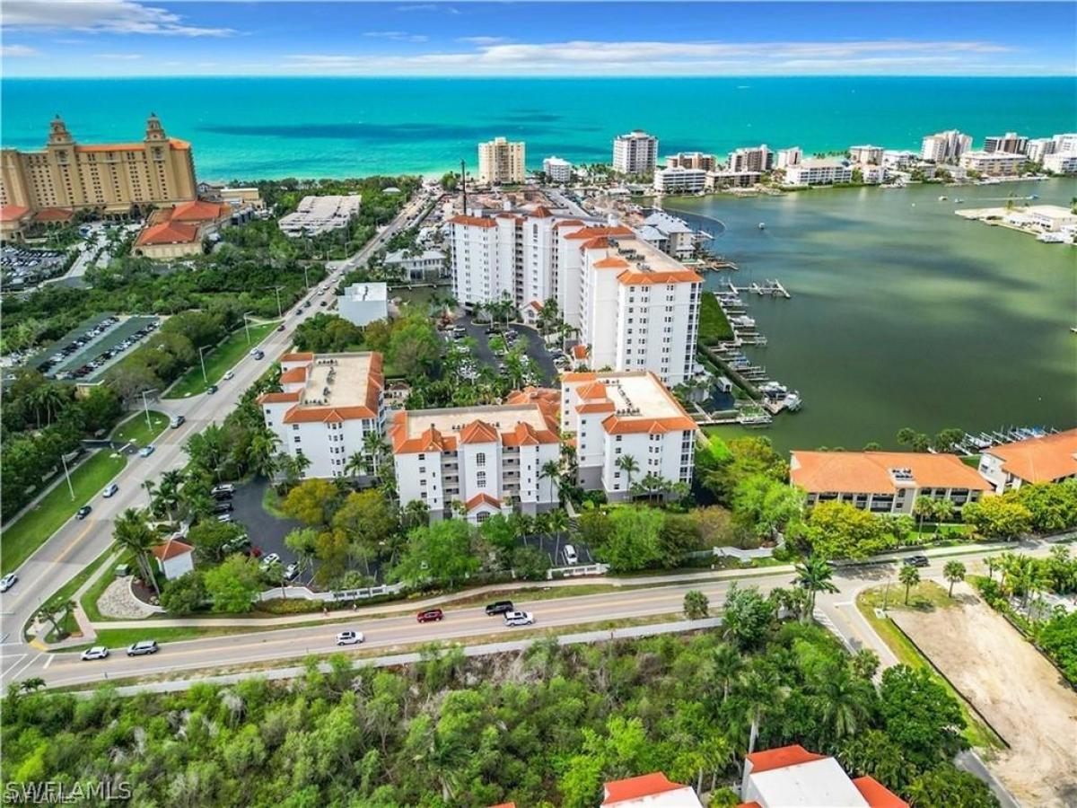 Picture of Condo For Sale in Naples, Florida, United States