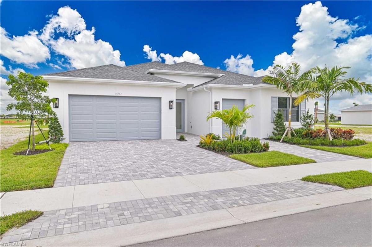 Picture of Home For Sale in Fort Myers, Florida, United States