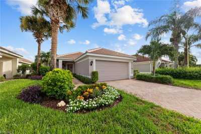 Home For Sale in Fort Myers, Florida