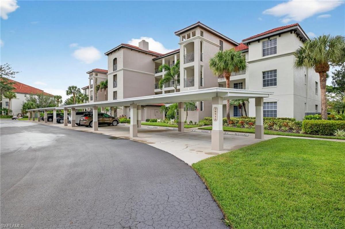 Picture of Condo For Sale in Estero, Florida, United States
