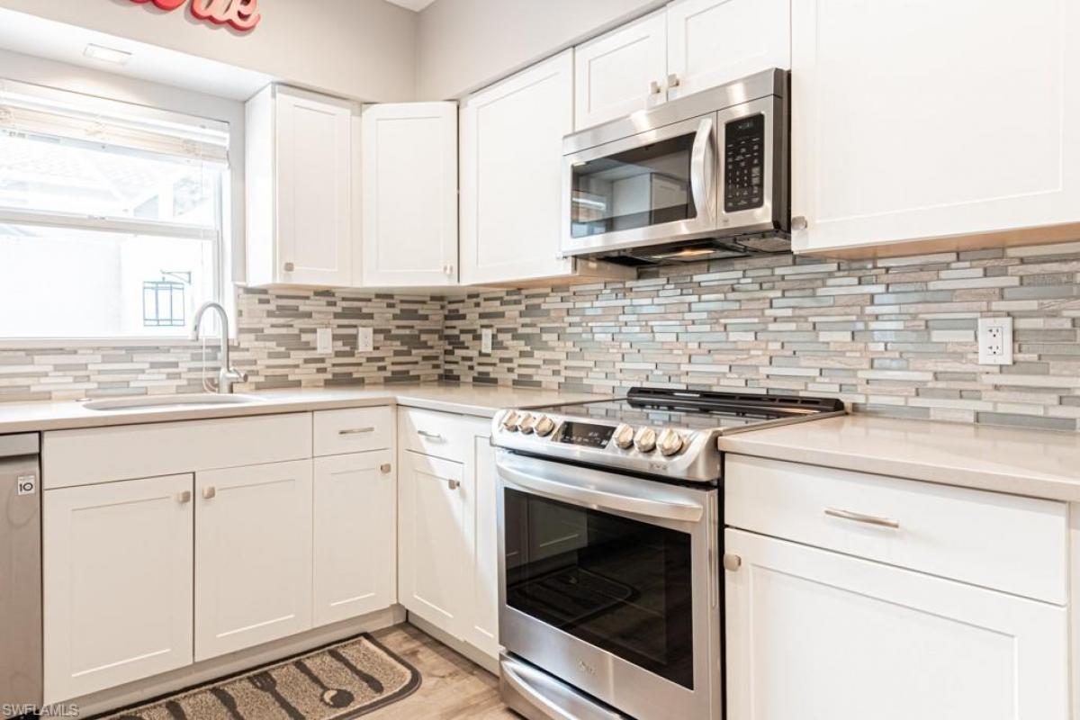 Picture of Home For Sale in Naples, Florida, United States