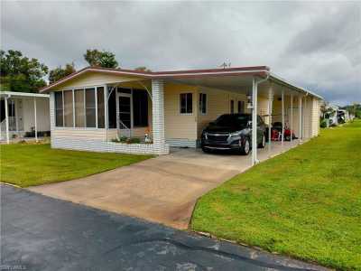 Mobile Home For Sale in
